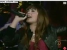 Demi Lovato-This is me(Live) with lyrics 22254