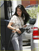 selena-gomez-back-bulgaria-01