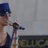 Rihanna_1231373536_1