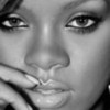 Rihanna_1231373909_2