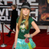 bella-thorne-990605l-thumbnail_gallery