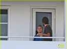 miley-cyrus-praises-carrie-underwoods-gay-marriage-nod-06