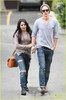 vanessa-hudgens-austin-butler-roma-cafe-05