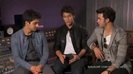 Demi Lovato & Jonas Brothers - Behind The Scenes (2010 Walmart Soundcheck).mp4 1794