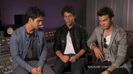 Demi Lovato & Jonas Brothers - Behind The Scenes (2010 Walmart Soundcheck).mp4 1887