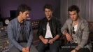 Demi Lovato & Jonas Brothers - Behind The Scenes (2010 Walmart Soundcheck).mp4 1896