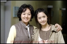 `★...`Poza asta o ador.Yoona + mama lui Suro`:x