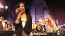 Demi Lovato & Jonas Brothers - Behind The Scenes (2010 Walmart Soundcheck).mp4 5063