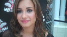 Demi Lovato_ Very Fashionable And  Pretty During An Interview 0140