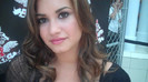 Demi Lovato_ Very Fashionable And  Pretty During An Interview 0534