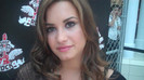 Demi Lovato_ Very Fashionable And  Pretty During An Interview 0564