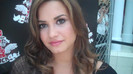 Demi Lovato_ Very Fashionable And  Pretty During An Interview 0589