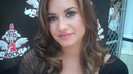 Demi Lovato_ Very Fashionable And  Pretty During An Interview 0425