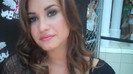 Demi Lovato_ Very Fashionable And  Pretty During An Interview 0634