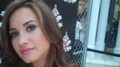 Demi Lovato_ Very Fashionable And  Pretty During An Interview 0660