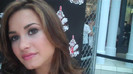 Demi Lovato_ Very Fashionable And  Pretty During An Interview 0662