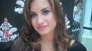Demi Lovato_ Very Fashionable And  Pretty During An Interview 0450