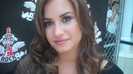 Demi Lovato_ Very Fashionable And  Pretty During An Interview 0454