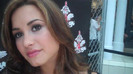 Demi Lovato_ Very Fashionable And  Pretty During An Interview 0668