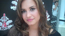 Demi Lovato_ Very Fashionable And  Pretty During An Interview 0461