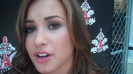 Demi Lovato_ Very Fashionable And  Pretty During An Interview 0789