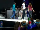 Demi Lovato\'s Entrance at Souncheck 0469