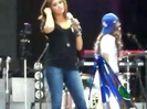Demi Lovato\'s Entrance at Souncheck 2839