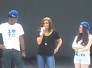 Jonas Brothers sound check 1098