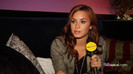 Demi on the Jonas Brothers Tour 2439