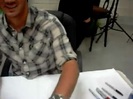 Meeting the Jonas Brothers and Demi Lovato at Walmart 0235
