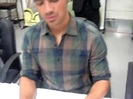 Meeting the Jonas Brothers and Demi Lovato at Walmart 1093