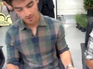 Meeting the Jonas Brothers and Demi Lovato at Walmart 1120