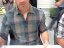 Meeting the Jonas Brothers and Demi Lovato at Walmart 1132