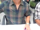 Meeting the Jonas Brothers and Demi Lovato at Walmart 1157