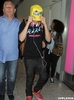 justin-bieber-london-airport-435x580