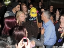 justin-bieber-london-airport-2012-580x435