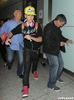 justin-bieber-mobbed-by-fans-435x580