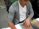 Meeting the Jonas Brothers and Demi Lovato at Walmart 1853