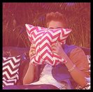 =))) AA nuuu!!! ia puricoasa de pe mn =]]]]
