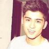 .Eu sunt Z...a...y...n...