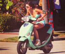 Selly pe scuter