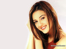 preity_zinta_013_xoct