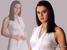 preity_zinta_019_gueo