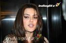 pretty-zinta-018