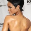 Rihanna_1231372420_4