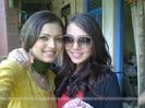 202277-drashti-dhami-with-her-friend