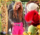 bella-thorne-zendaya-fashion-video-pics-09