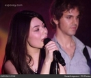 normal_miranda-cosgrove-miranda-cosgrove-kris-allen-6JsJEF