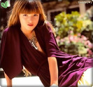 Nu!Hai sa citim reviste de moda si sa cantam!
