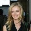 sara-paxton-259114l-thumbnail_gallery